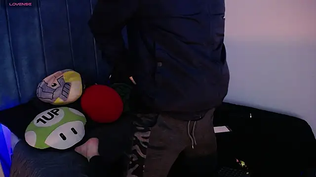 AlecLightwood  online show from 01/07/25, 02:41