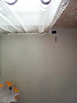 Snapshot of Lauren_Amabel chatting on 12/20/25, 08:54 Lauren Amabel online show from 12/20/25, 08:54