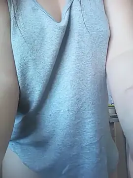 Lauren Amabel online show from 03/27/26, 09:32