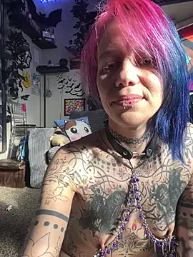 trashbrat online show from 04/14/26, 11:00