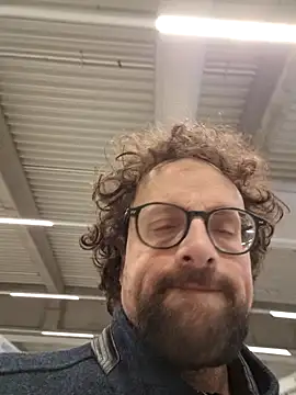 littlehairyman online show from 01/18/25, 09:56