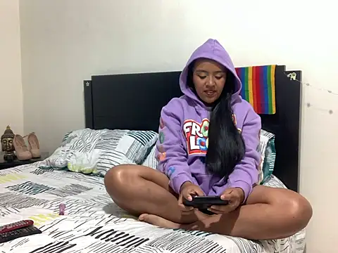 Snapshot of giselao chatting on 01/22/25, 02:59 giselao online show from 01/22/25, 02:59