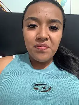 Snapshot of giselao chatting on 03/05/25, 03:08 giselao online show from 03/05/25, 03:08