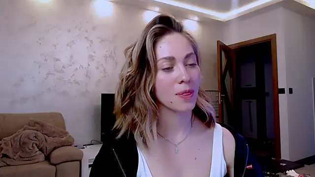 Eroticgiftxxx online show from 03/06/25, 05:22