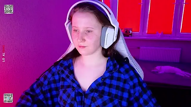 mon lola online show from 03/31/26, 09:21