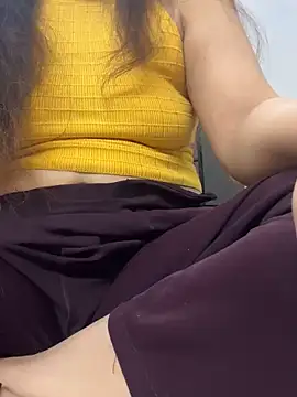 Snapshot of Red-Magic-25 chatting on 01/21/25, 09:46 Red-Magic-25 online show from 01/21/25, 09:46