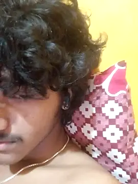 Snapshot of CosmicEmuu chatting on 01/31/25, 05:53 CosmicEmuu online show from 01/31/25, 05:53