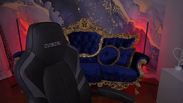 Marmeladkaaa online show from 11/18/25, 03:05