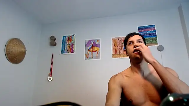 HOTLATINO2025 online show from 10/07/25, 03:53