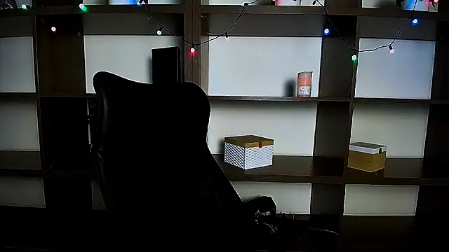 Snapshot of Lexi_Jous chatting on 02/18/25, 05:53 Lexi Jous online show from 02/18/25, 05:53