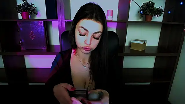 Snapshot of Lexi_Jous chatting on 03/04/25, 10:24 Lexi Jous online show from 03/04/25, 10:24