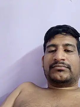 Snapshot of honeyrose765 chatting on 11/06/25, 07:48 honeyrose765 online show from 11/06/25, 07:48