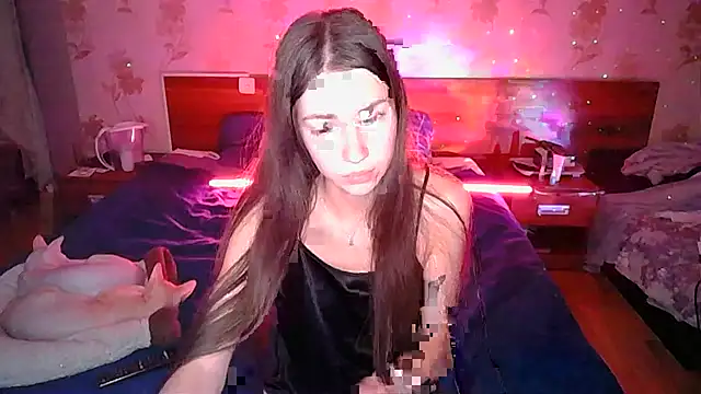 Snapshot of NicoleCaramel chatting on 11/16/25, 04:01 NicoleCaramel online show from 11/16/25, 04:01