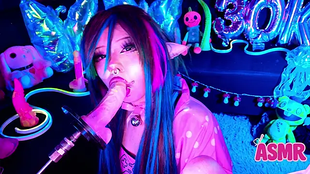 LaytonBox online show from 11/14/25, 01:21