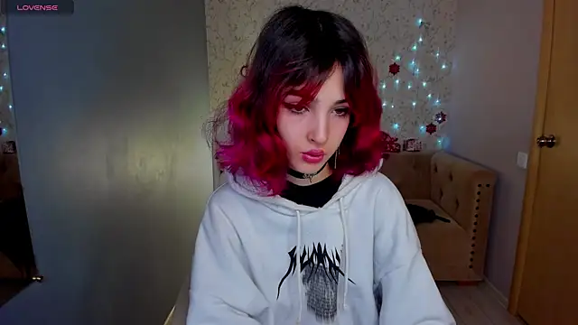 Snapshot of Ink__pleasure chatting on 01/08/25, 10:59 Ink pleasure online show from 01/08/25, 10:59
