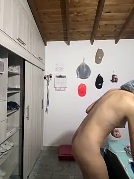 Jullya x online show from 02/04/25, 09:38