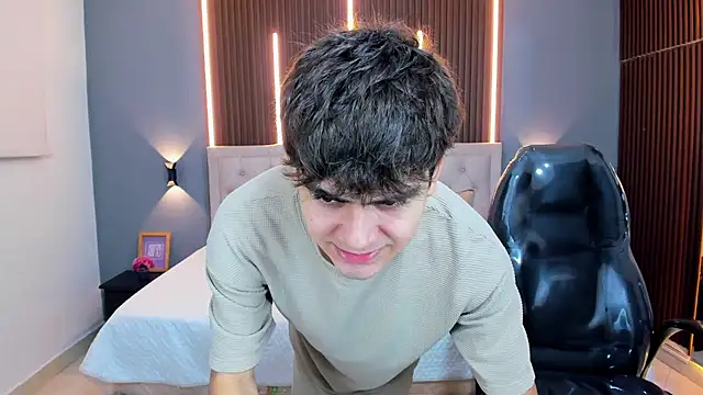 Tommy18   online show from 03/18/26, 03:31