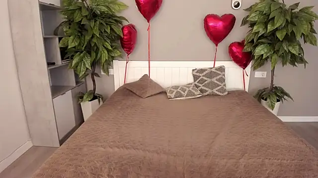 Snapshot of AnnaElys chatting on 02/20/25, 09:20 AnnaElys online show from 02/20/25, 09:20