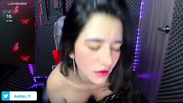 Snapshot of lilihot_ chatting on 01/14/25, 02:32 lilihot online show from 01/14/25, 02:32
