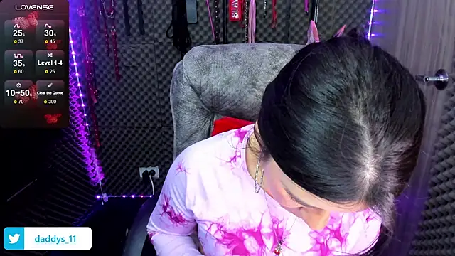 Snapshot of lilihot_ chatting on 03/20/25, 04:31 lilihot online show from 03/20/25, 04:31