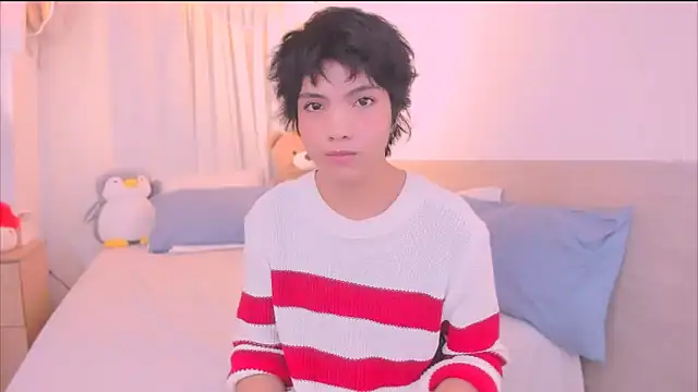 AllanYong18 online show from 01/16/26, 08:51