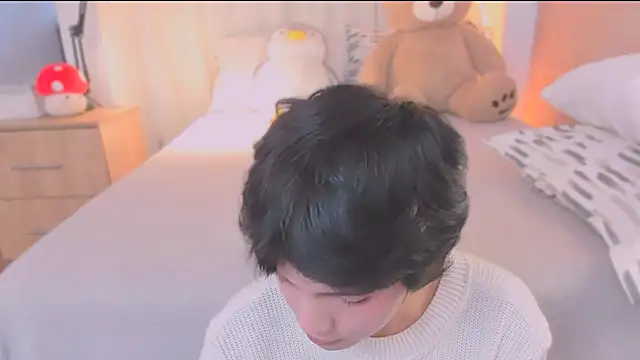 AllanYong18 online show from 02/27/26, 12:27