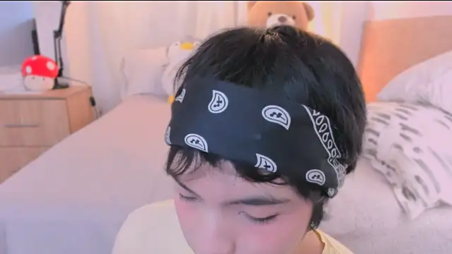 AllanYong18 online show from 03/06/26, 12:12