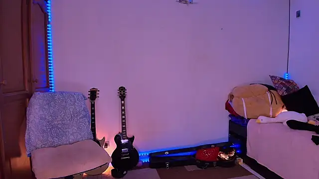 Snapshot of antonelawow chatting on 11/07/25, 09:04 antonelawow online show from 11/07/25, 09:04