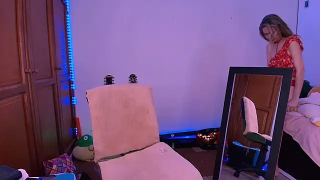 Snapshot of antonelawow chatting on 11/18/25, 09:08 antonelawow online show from 11/18/25, 09:08