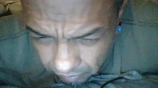 Snapshot of Nice_n_hairy580 chatting on 12/14/25, 07:47 Nice n hairy580 online show from 12/14/25, 07:47