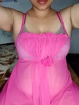 Snapshot of Queen_princes chatting on 12/14/25, 05:24 Queen princes online show from 12/14/25, 05:24