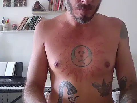 xtrppyx online show from 03/21/25, 10:39