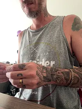 xtrppyx online show from 09/22/25, 10:50