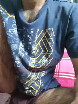 TOPMOON001 online show from 12/19/25, 07:21