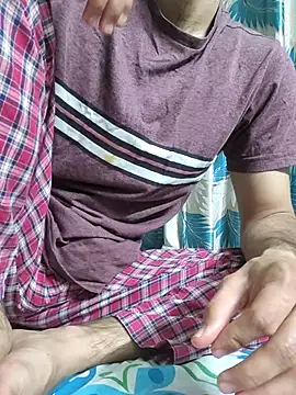 TOPMOON001 online show from 03/19/26, 07:07