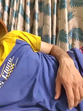 TOPMOON001 online show from 03/23/26, 06:56