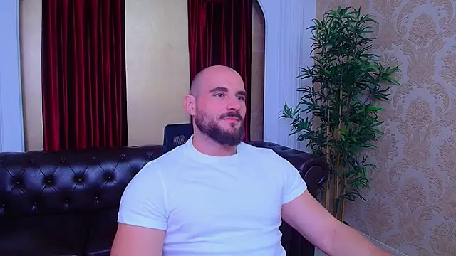 Snapshot of AdamJamesonn chatting on 09/20/25, 05:41 AdamJamesonn online show from 09/20/25, 05:41