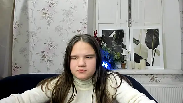 Snapshot of AdeleCruz chatting on 01/10/25, 11:22 AdeleCruz online show from 01/10/25, 11:22