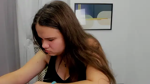 Snapshot of AdeleCruz chatting on 02/07/25, 11:12 AdeleCruz online show from 02/07/25, 11:12