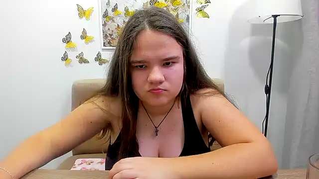 Snapshot of AdeleCruz chatting on 02/08/25, 04:36 AdeleCruz online show from 02/08/25, 04:36