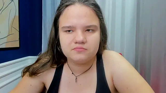 Snapshot of AdeleCruz chatting on 02/18/25, 01:11 AdeleCruz online show from 02/18/25, 01:11