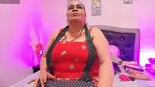 VickyBoobss online show from 06/30/26, 07:37