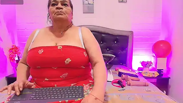 VickyBoobss online show from 07/01/26, 07:46