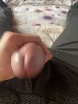 Snapshot of willy75 chatting on 01/07/25, 02:41 willy75 online show from 01/07/25, 02:41