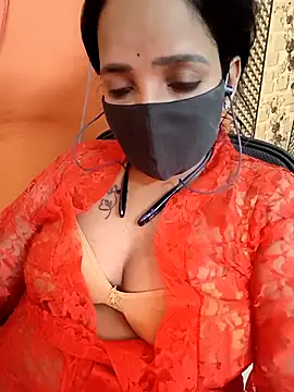 Lolitatamil online show from 04/15/26, 07:21