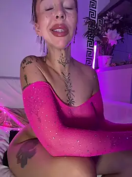 CheekyChels online show from 06/12/26, 01:43