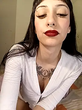 Snapshot of Chanell_19_ok chatting on 11/07/25, 01:05 Chanell 19 ok online show from 11/07/25, 01:05