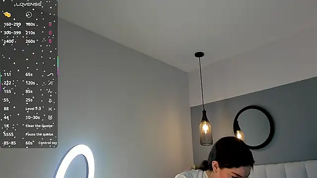 chelsea bolton  online show from 03/23/26, 12:31