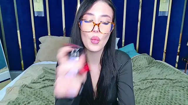 EmmaLawrens online show from 02/22/25, 08:42