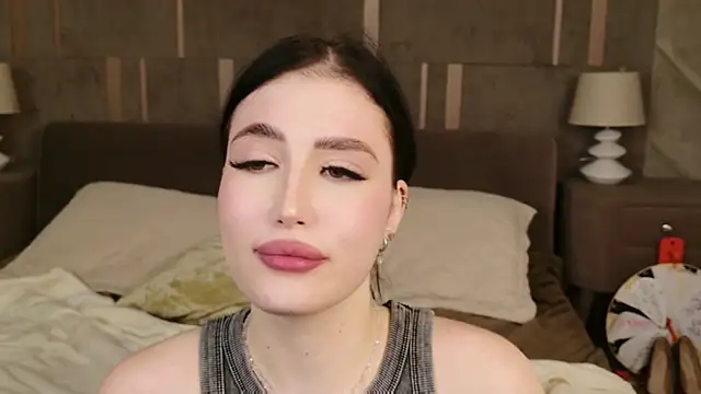 EmmaLawrens online show from 10/05/25, 03:49